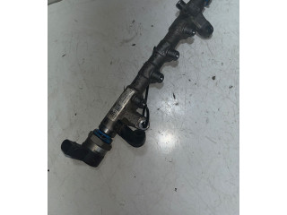 Vstřikovací lišta 03L130089P Volkswagen Caddy