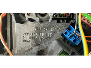 Pojistková skříňka 7L0937615 Porsche Cayenne (92A) 2011