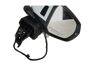 Зеркало электрическое Audi Q3 F3 2018 - года