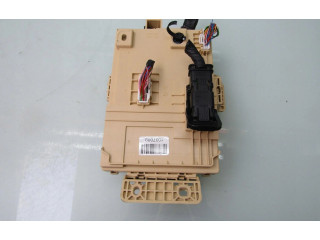 Блок предохранителей  91953J7740   KIA Xceed    