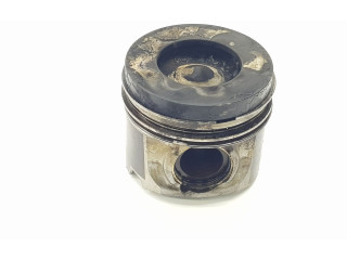 Píst 7812585, 11257812585 BMW 5 F10 F11 N57D30A