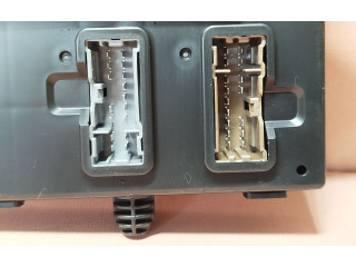 Блок комфорта 284B12466R, BCM   Renault Trafic III (X82)   