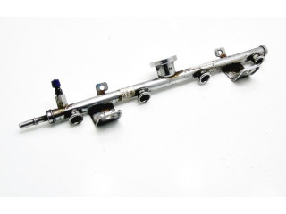 Топливная рампа 1S7G-9D270-DA   Volvo S40  