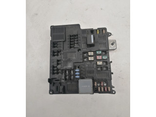 Блок предохранителей 31473568 Volvo XC90