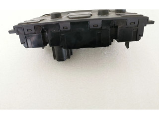 Блок управления климат-контролем 30746022   Volvo V70