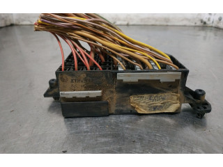 Блок предохранителей 7703297597 Dacia Sandero