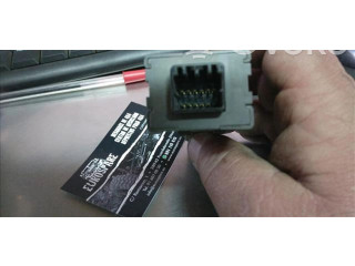 Блок предохранителей MN117823 Mitsubishi Montero