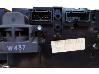 Блок управления климат-контролем 8697137, 04W42E04   Volvo XC90