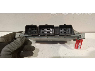 Блок управления двигателя S120200113A, 8200774747   Renault Twingo II