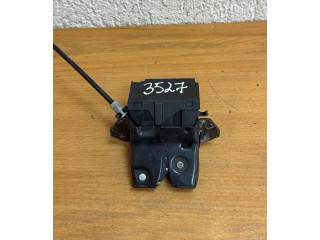 Zámek zadních dveří A1717500085, A1717500185 Mercedes-Benz C W203 2002