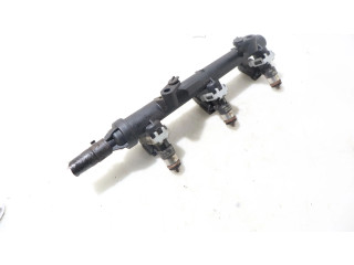 Топливная рампа    Skoda Citigo  