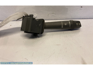 Ручка стеклоочистителей 31268582   Volvo V70