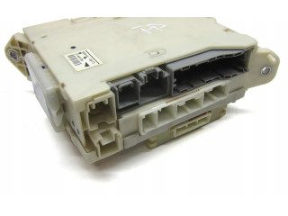 Pojistková skříňka 8273030B61, 8273030B61 Lexus GS 300 350 430 450H 2007