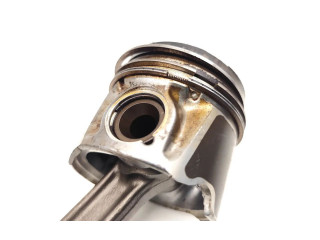 Поршень с шатуном Z13DTJ Z13DTJ Opel Combo C