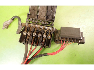 Блок предохранителей 1599392-3 Skoda Fabia Mk1 (6Y)