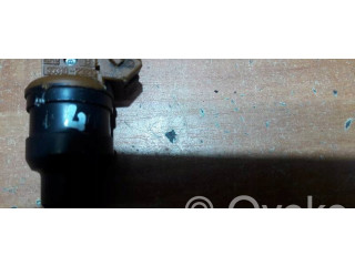 Vstřikovač 3531023210 Hyundai Lantra I