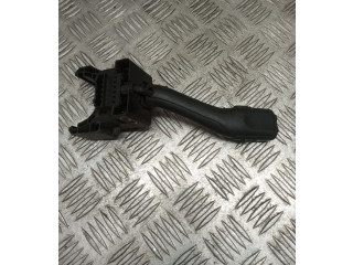 Ручка стеклоочистителей    Volkswagen PASSAT B5