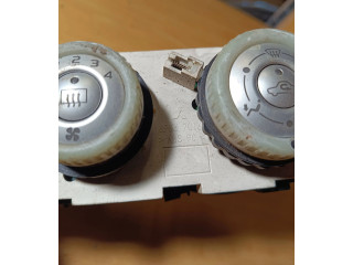 Блок управления климат-контролем 69667016 Mitsubishi Colt