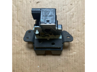 Zámek zadních dveří 812302S000 Hyundai ix35 2011