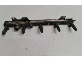 Топливная рампа 9202710 Volvo S60