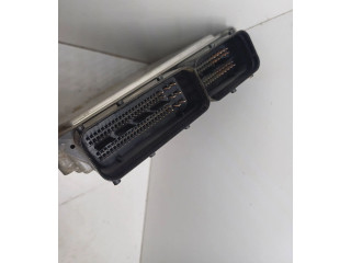 Řídící jednotka 03G906016DM, 1039S06225 Volkswagen Caddy 2005