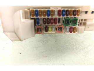 Блок предохранителей 827300H030A, 827300H030A Peugeot 108