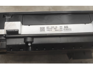 Přístrojová deska Ford Explorer VI 2020 LB5T10849AG, LB5T10890AA