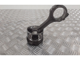 Поршень Mitsubishi Outlander