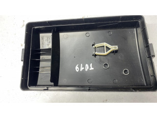 Крышка блока предохранителей 5Q0937132A Audi Q3 F3