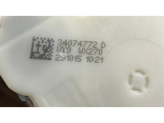 Задний ремень безопасности