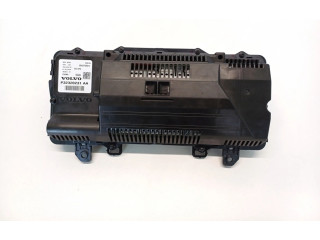 Панель приборов 32320231 Polestar 2