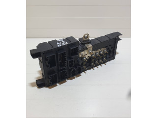 Блок предохранителей 8637841, 51871704 Volvo S60