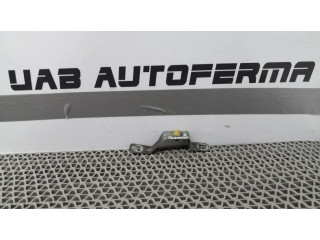 Держатель крыла