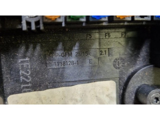 Блок предохранителей  017181281   Audi A3 S3 8P    