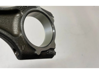  Поршень с шатуном  02606LJ1, WU3  Audi A3 S3 8V  