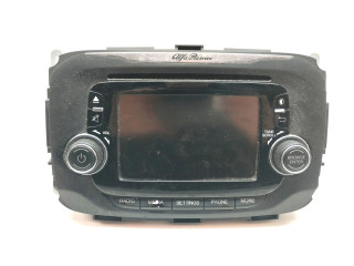 Дисплей       Alfa Romeo Giulietta