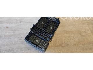   Pojistková skříňka 68233193AD   Chrysler Pacifica 2018