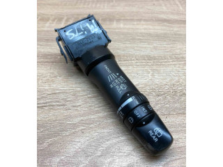 Ручка стеклоочистителей Mitsubishi L200 2006 - 2014 года E532016