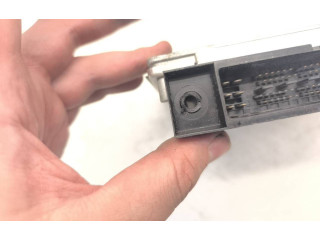 Блок управления двигателя 0281001776, 28SA4018   Volvo S70  V70  V70 XC