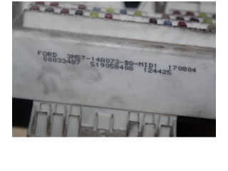   Pojistková skříňka    Ford Focus C-MAX 2003