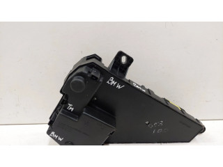 Pojistková skříňka 6906603 BMW 5 E60 E61 2005