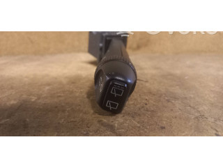 Ручка стеклоочистителей 30768100, 05W16T   Volvo V70