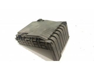 Pojistková skříňka Крышка ящика предохранителей 017181301   Audi A3 S3 8P 2006