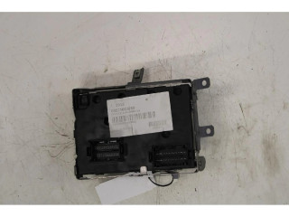 Блок предохранителей    Jeep Renegade    