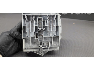 Блок предохранителей 51739425 Fiat Idea