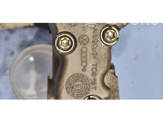 Масляный насос   06J115106AB, 030798457  Volkswagen PASSAT B6 