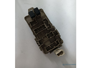 Блок предохранителей    Subaru Forester SG    