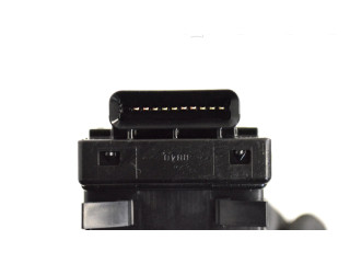 Ручка стеклоочистителей GKK317F897    Mazda 3 II