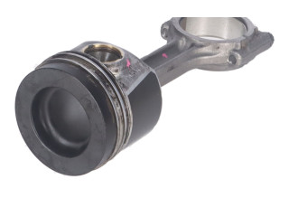 Шатун 04L105401A Volkswagen Transporter - Caravelle T6