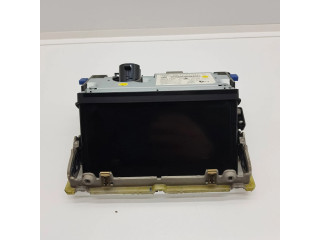 Радио/ проигрыватель CD/DVD / навигация